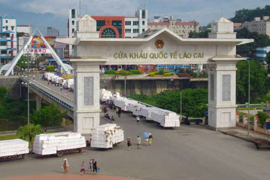 Nhập khẩu tiểu ngạch